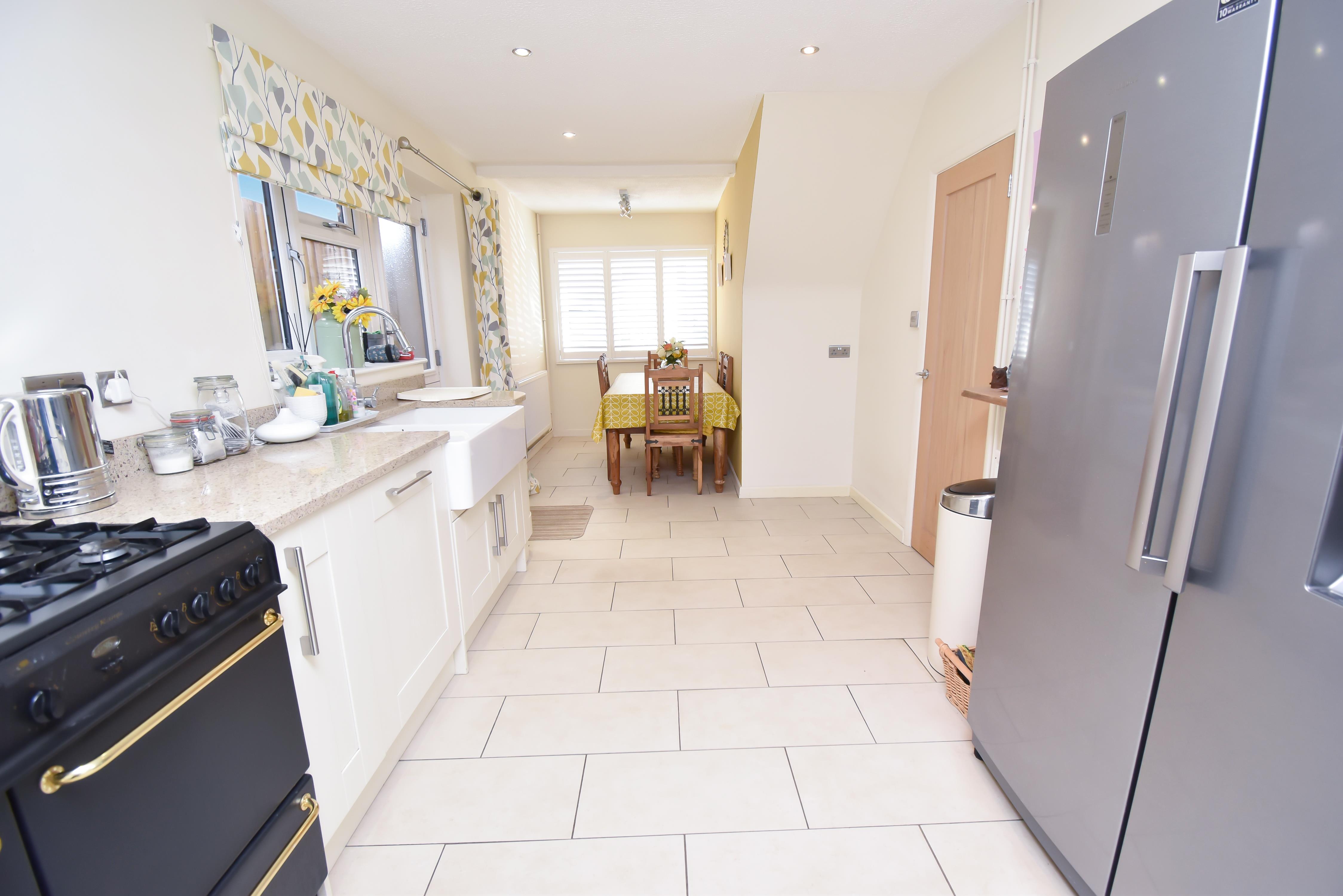 Howe Crescent, Corby Simpson West